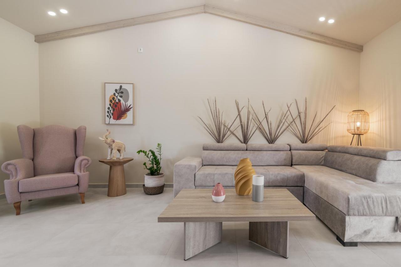 Milk And Honey Residence Romírion エクステリア 写真