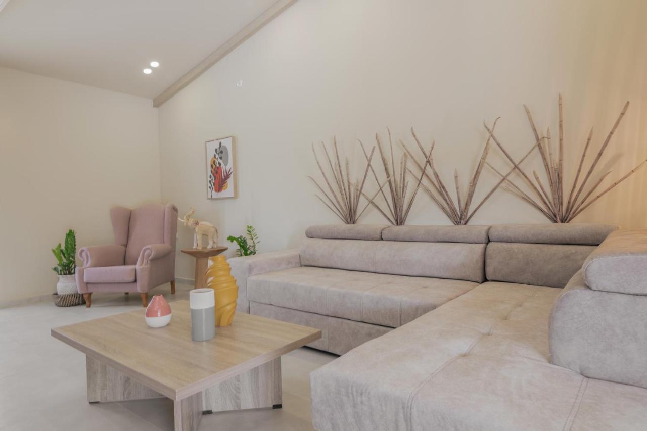 Milk And Honey Residence Romírion エクステリア 写真